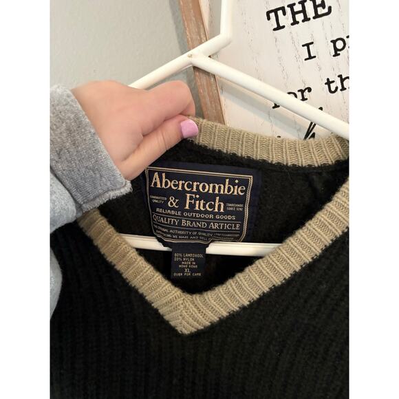 Abercrombie & Fitch Lambswool Blend V-Neck Sweater Men’s Size XL Y2K - Picture 2 of 3